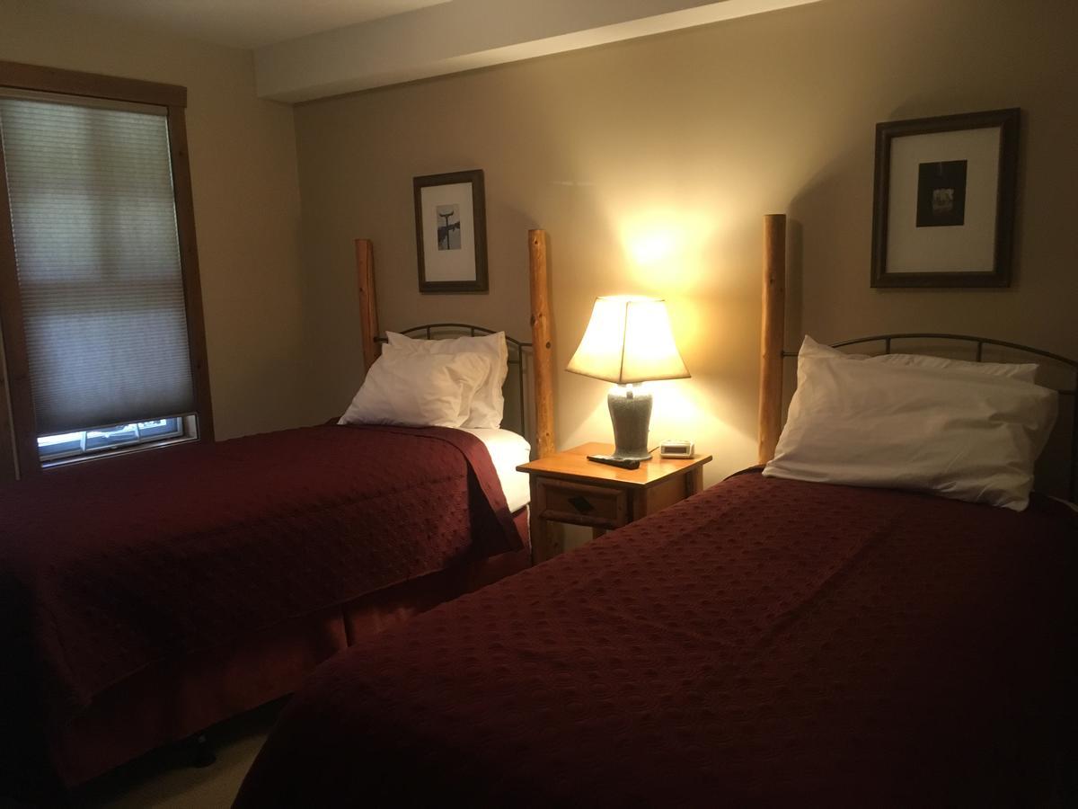 Taynton Lodge At Panorama Mountain Village Resort Luaran gambar
